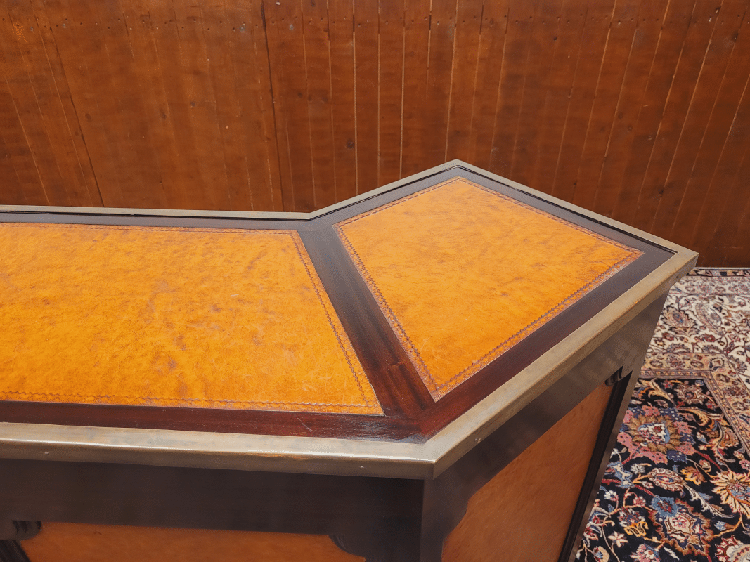 engelse chesterfield mahonie bar volledig bekleed met leer