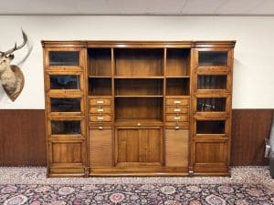 klassiek antiek oud italiaans assi d'asolo boekenkast bibliotheekkast buffetkast kast 2