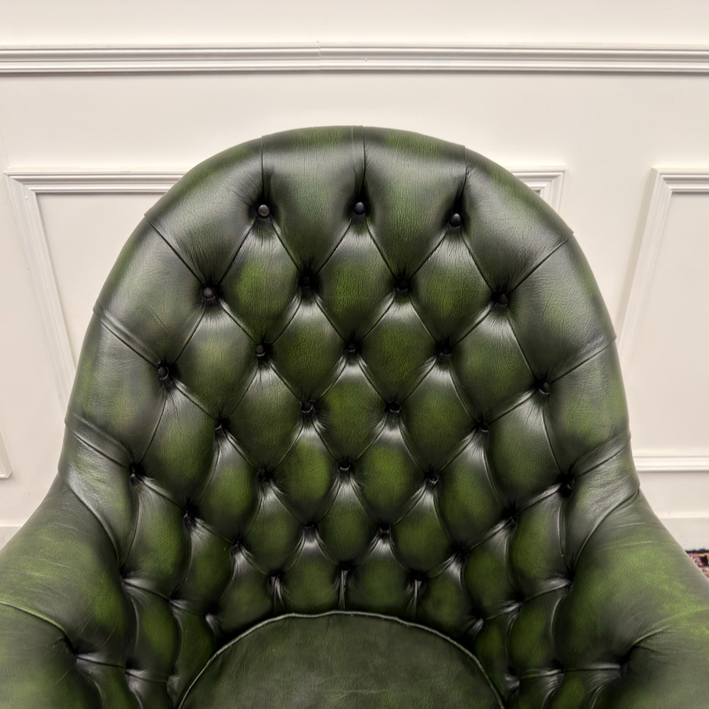 Fauteuil de direction Chesterfield de style anglais classique, vert (réplique)