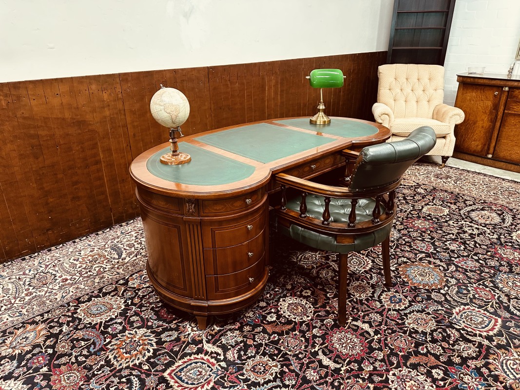 Sfeerbeeld interieur Antieke, Klassieke en Chesterfield bureaustoelen 4